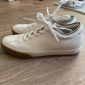 Rothy’s The Lace Up Sneakers